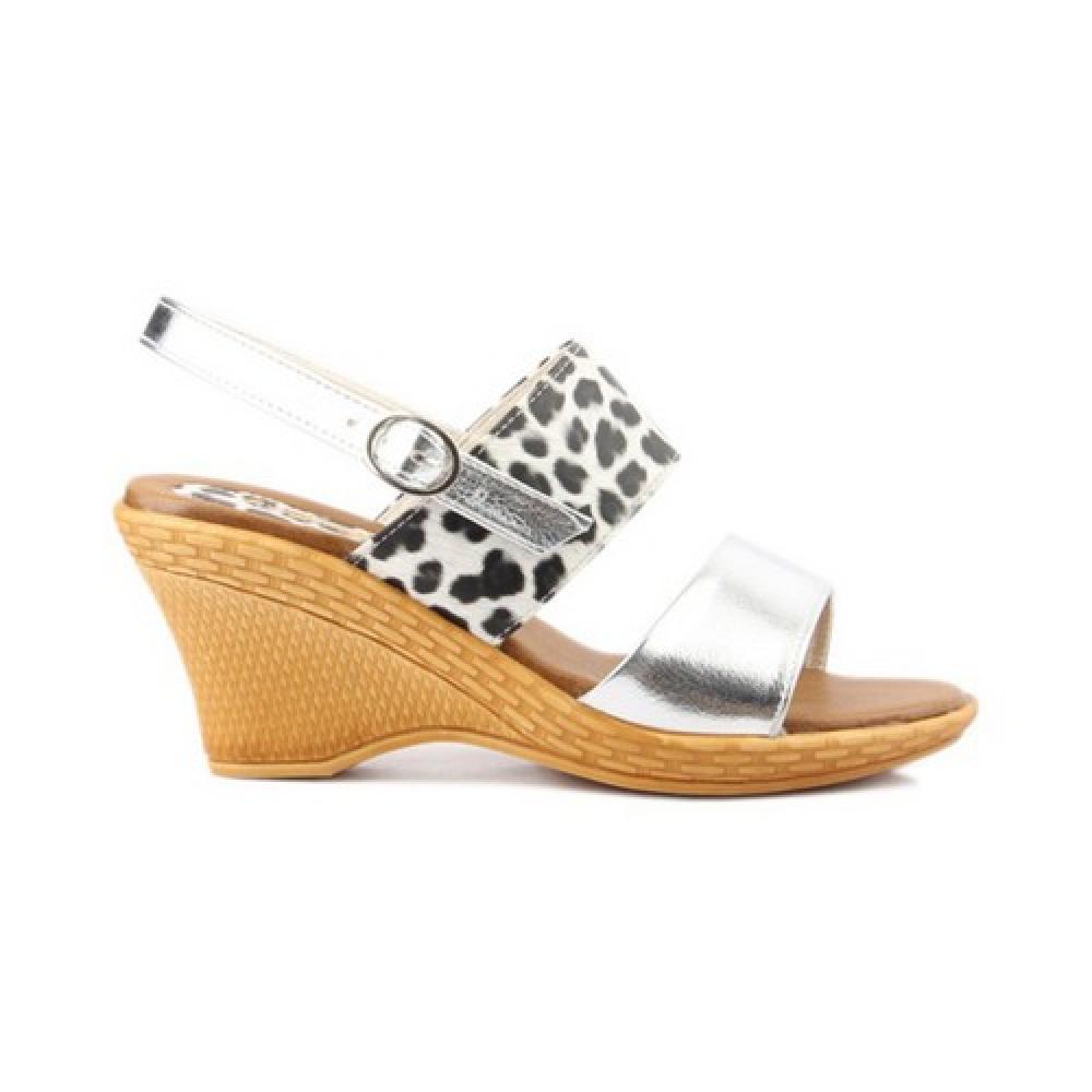 Wellworth Multicolour Wedges Heels