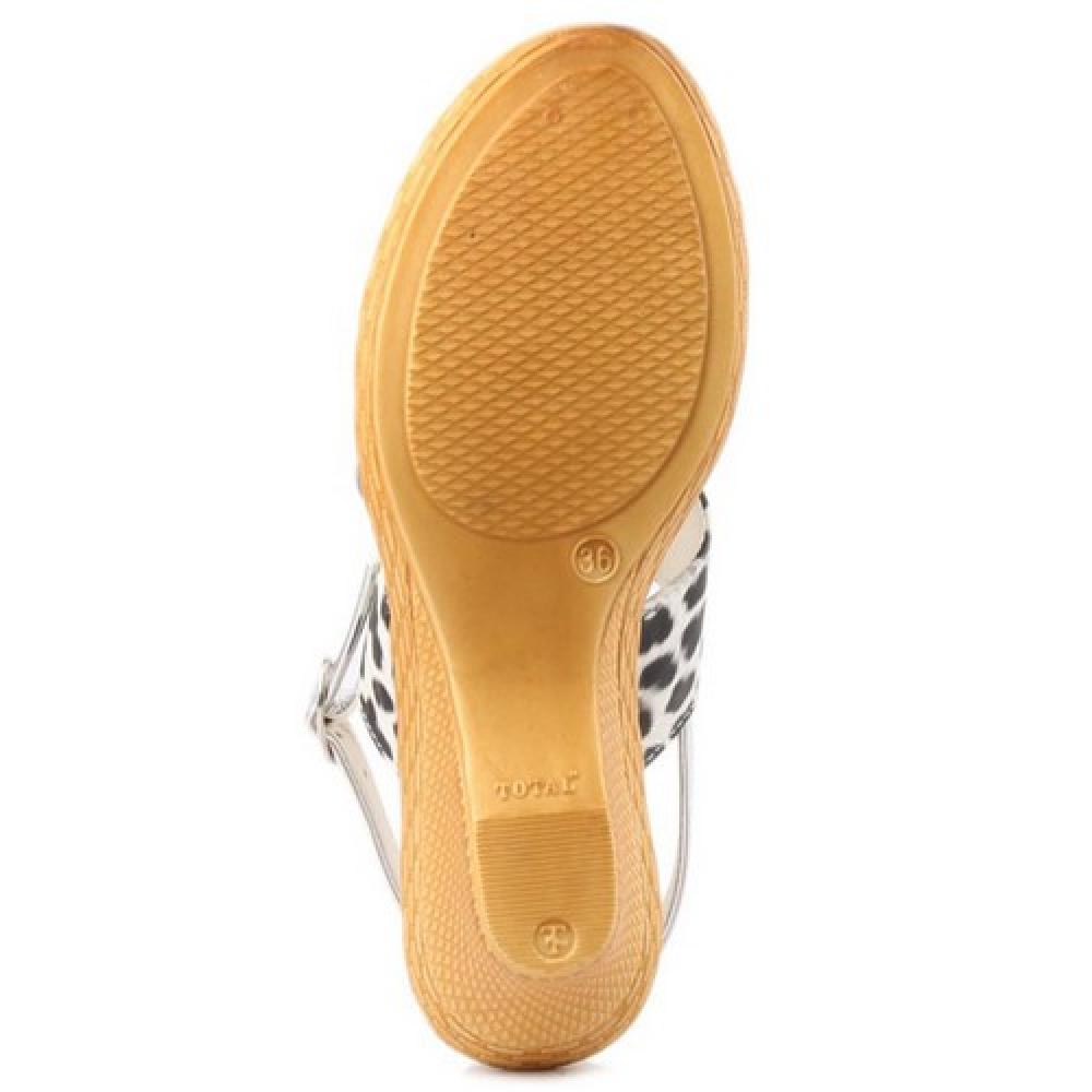 Wellworth Multicolour Wedges Heels