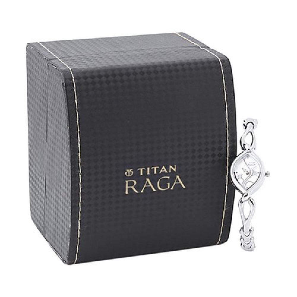 Titan 2455SM01 White Analog Watch